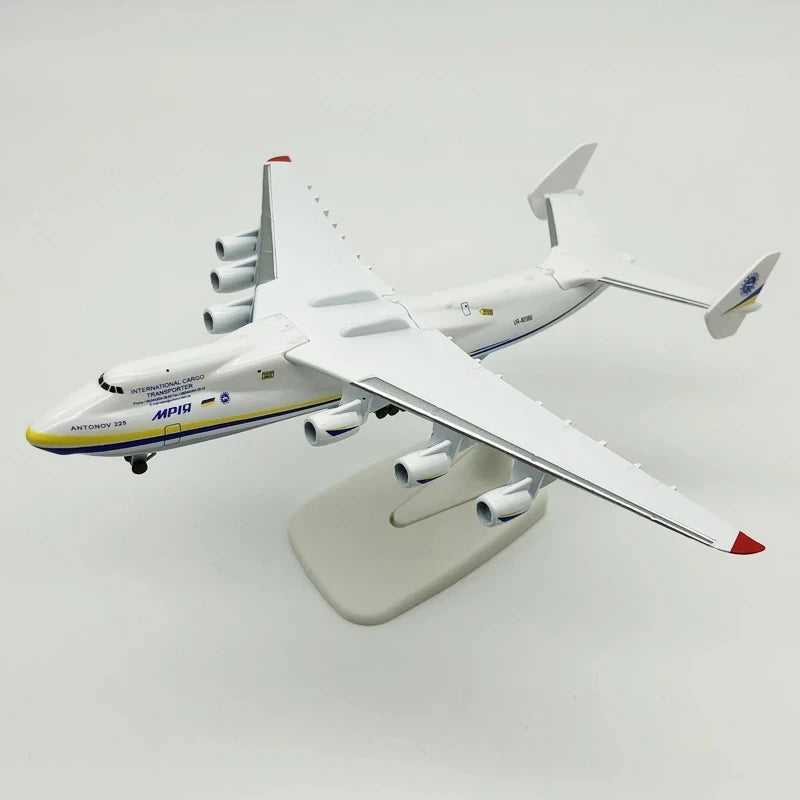 Diecast Alloy Antonov An-225 "Mriya" Airplane Model | Arroura Studio