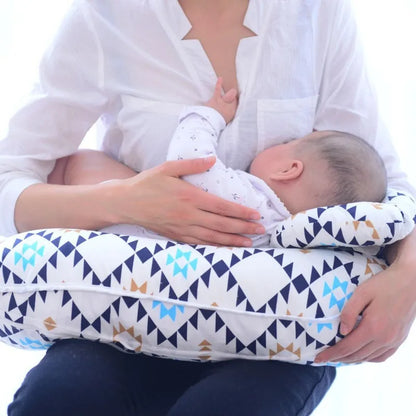 Baby in U-shaped Nursing Pillow (4)