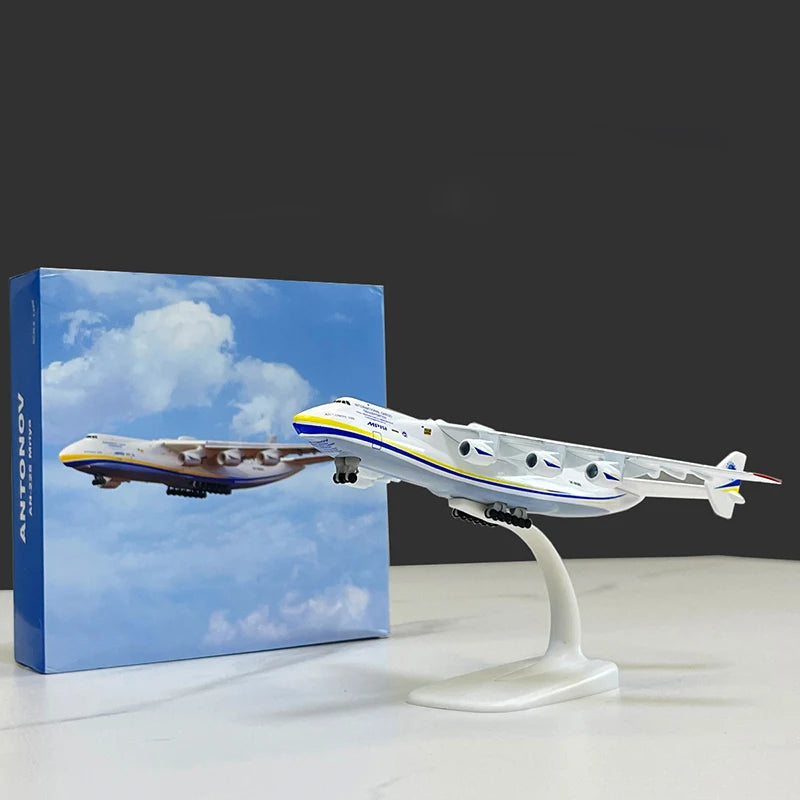 Diecast Alloy Antonov An-225 "Mriya" Airplane Model | Arroura Studio